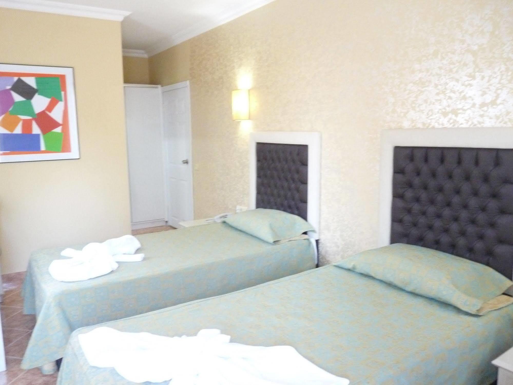 Arinna Park Hotel Antalya Bagian luar foto
