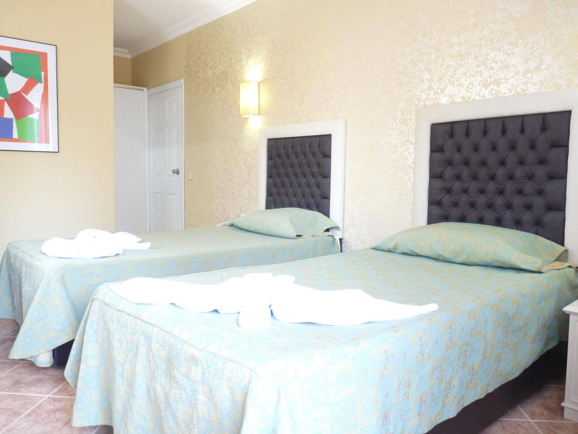 Arinna Park Hotel Antalya Bagian luar foto